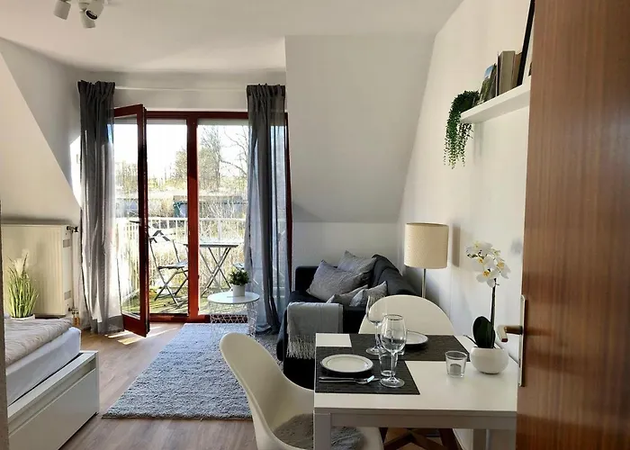 Appartement Ferienwohnung-mary-poppins-mit-balkon-zwischen-strand-wald-wiese-im-suedosten-der-insel-ruegen Gustow (Vorpommern-Rugen)